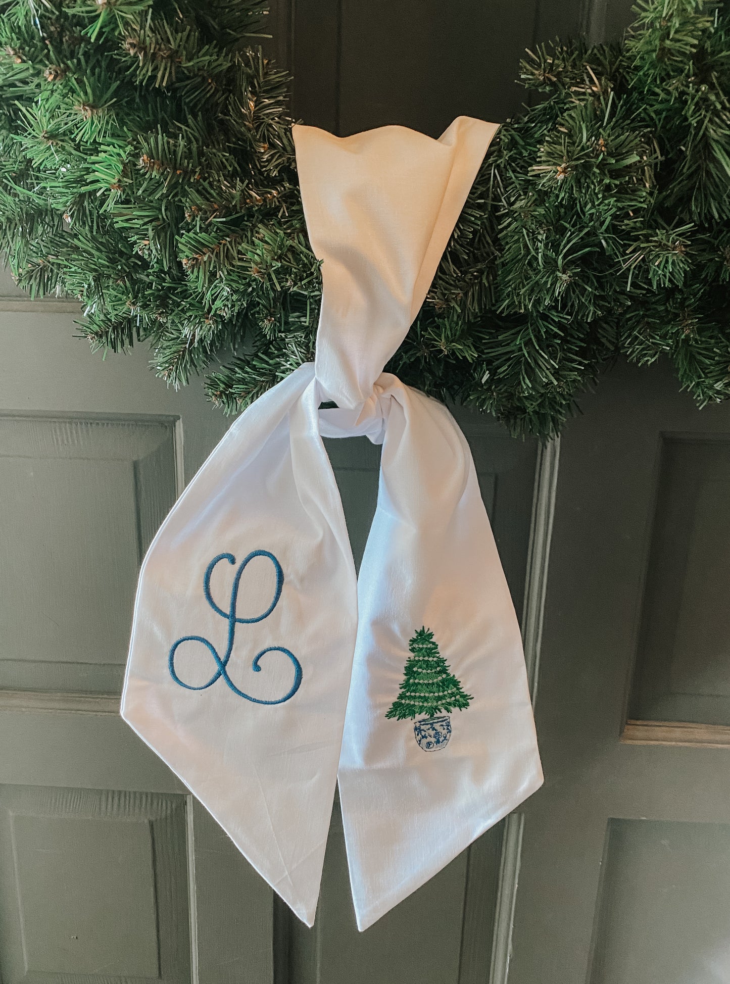 Holiday Wreath Sash